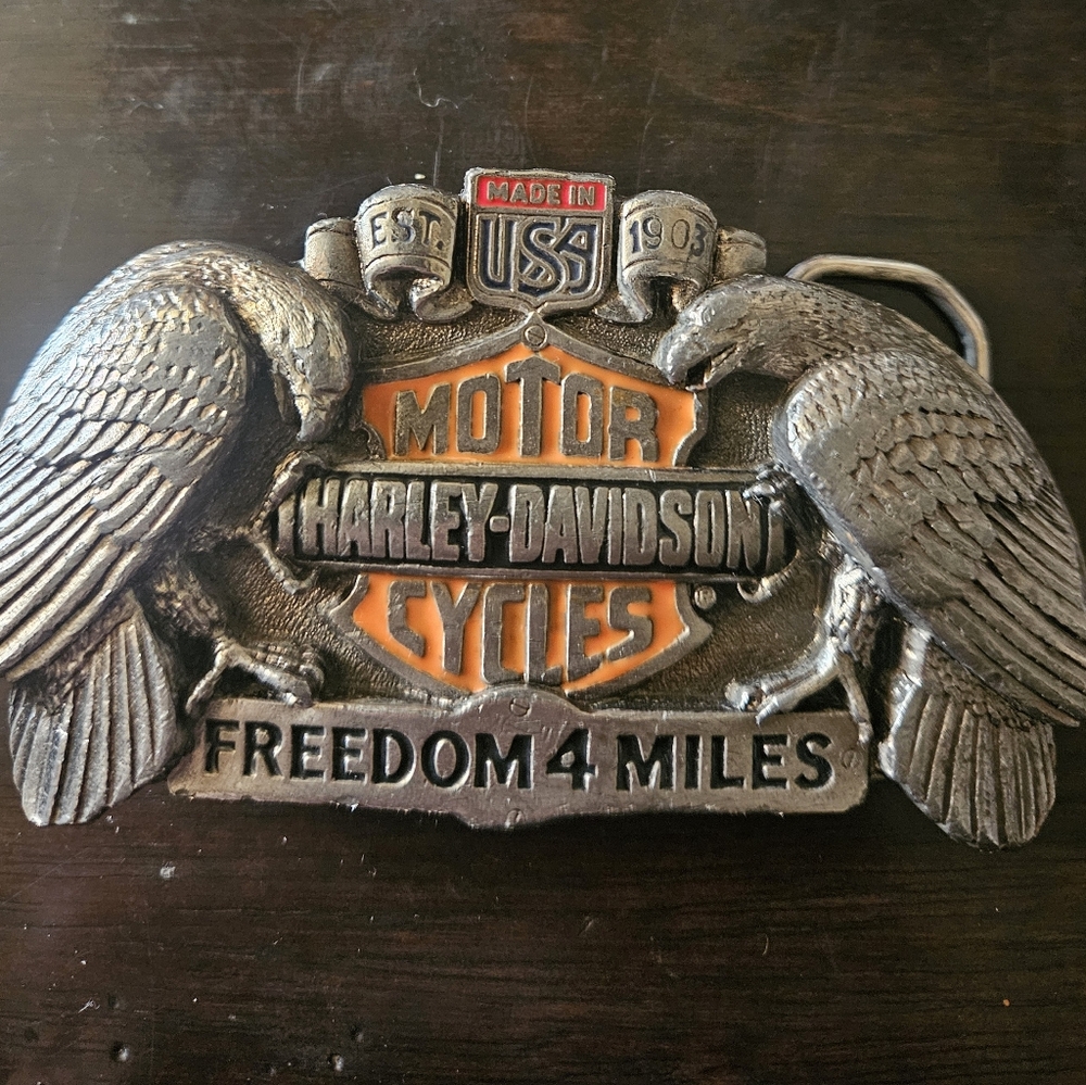 Harley-Davidson Freedom 4 Miles Belt Buckle - Orange and Silver